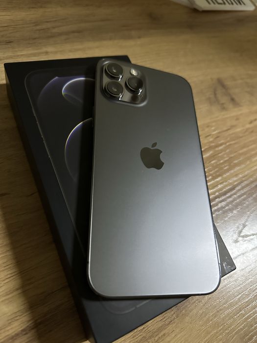 Продам айфон 12 pro max