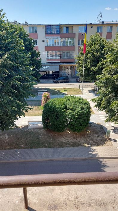 Proprietar – Vand Apartament 2 Camere, Cărămidă, Piața Unirii Nr. 6 (Ultracentral Simeria) – Etaj 2/3