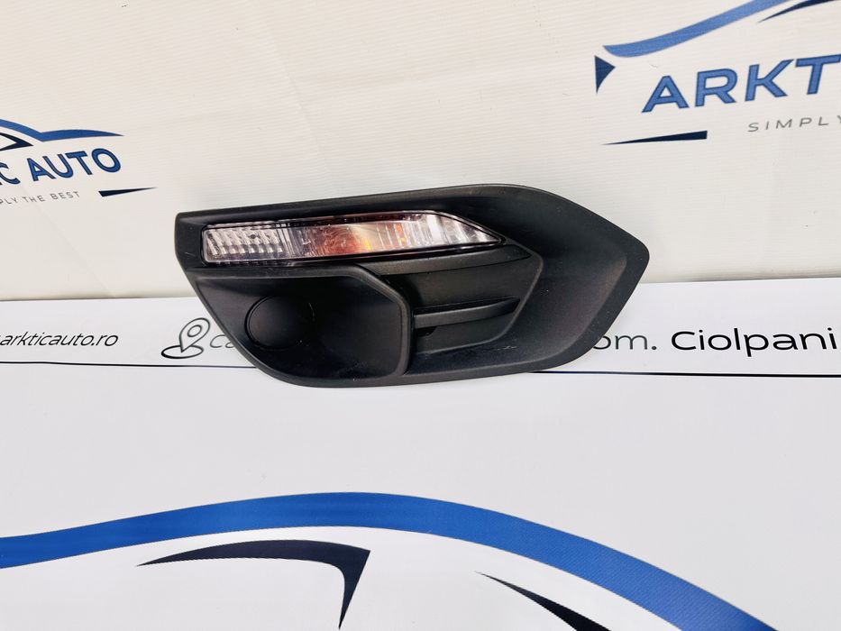 Grila dreapta bara fata + semnal Iveco DAILY  model dupa 2020