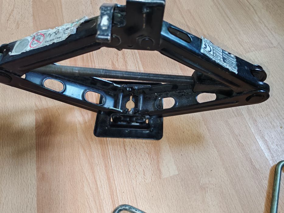 Cric auto Fiat Stilo, Alfa1 56