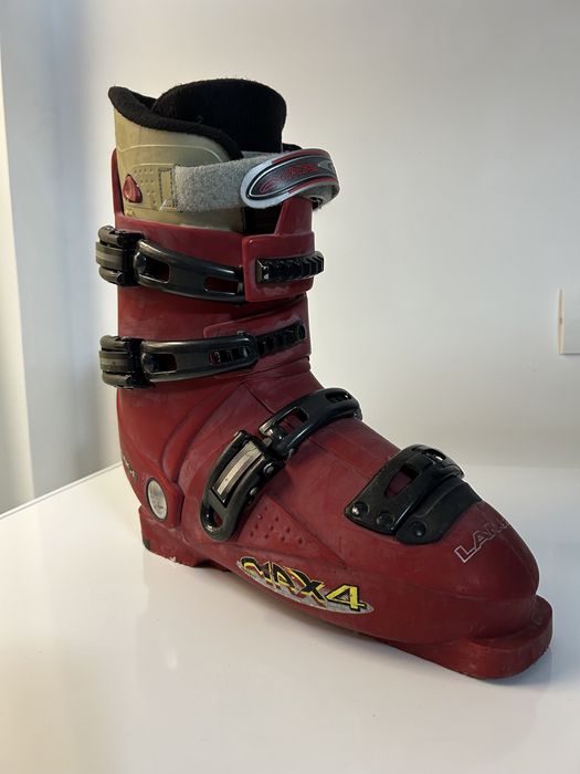 Clapari LANGE folositi 4 ani