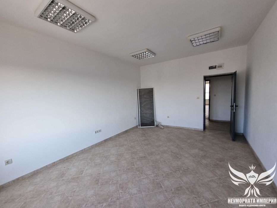 Под наем помещения, офиси, склад 265кв.м. в гр.Асеновград