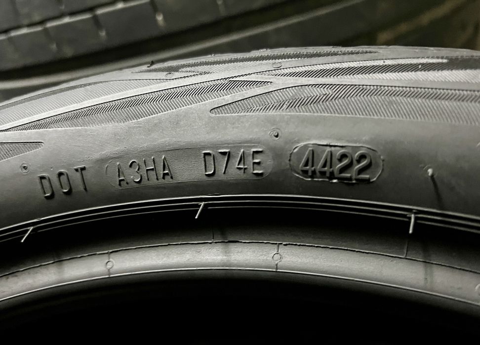 DOT:44/22г. 315/30/22 Continental - 2бр.