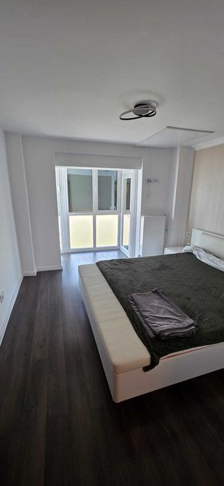 Proprietar vand apartament 4 camere Iulius Mall