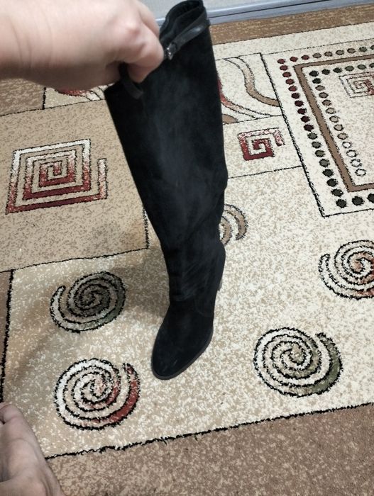 Женская обувь на каблуке