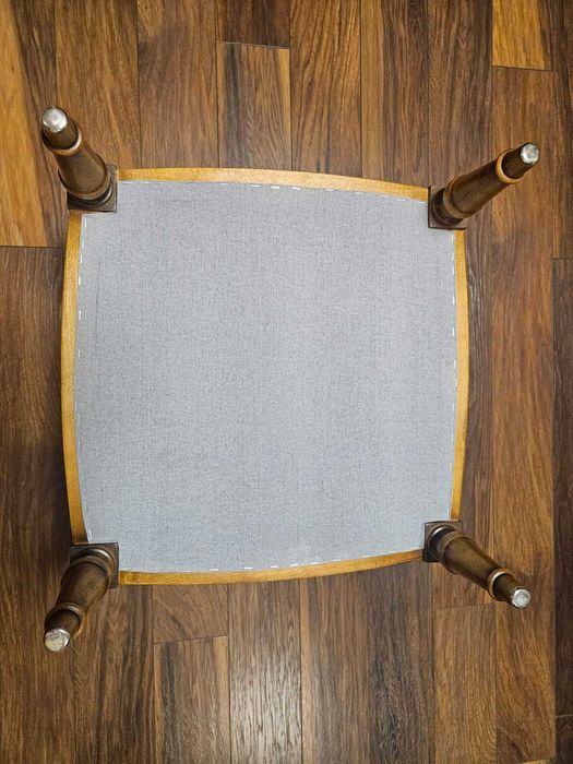 Оригинална табуретка / пуф Jean Roche – винтидж френски дизайн