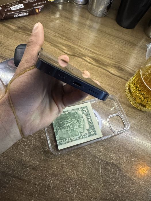 Продается iphone 13