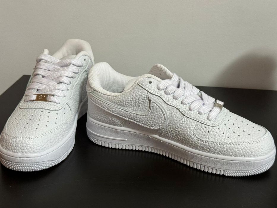 Adidasi Nike Air Force One albi - Fete & Baieti