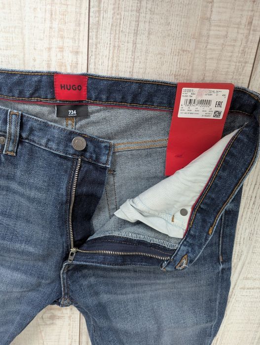 Hugo Slim- w33L34