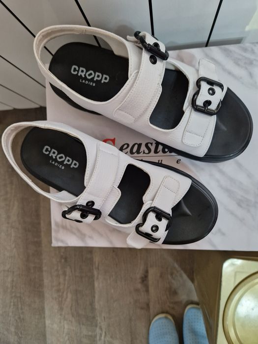 Дамски сандали CROPP