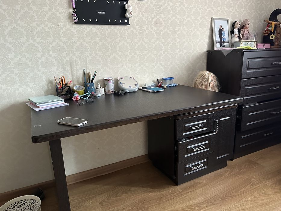 Мебель для спальни, гостинной