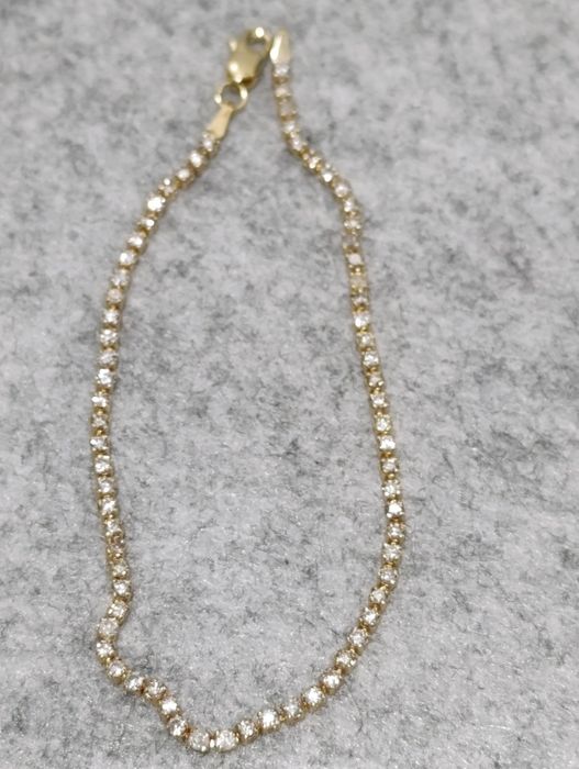 Теннисный браслет с бриллиантами