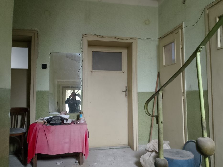 Продава Къща в с.Баница.обл.Враца