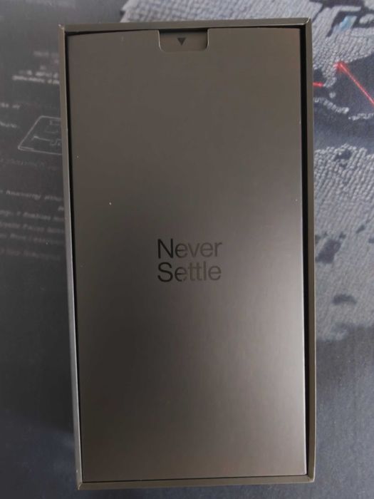 OnePlus 13, 16GB, 512GB storage