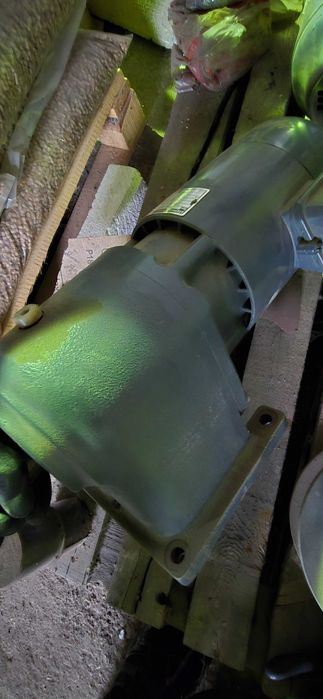 Ел.Двигател-Елпром-1.5 кв- трифазен.