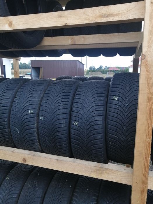 Anvelope 205/55/16 Hankook de iarna