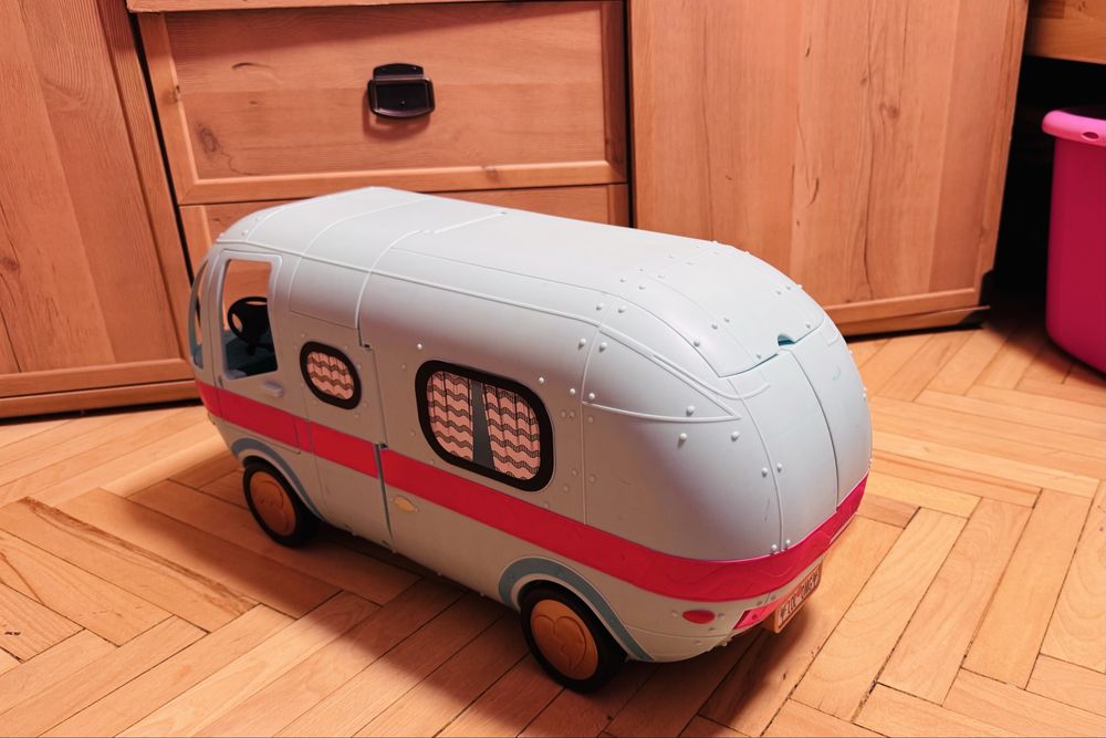 Masina Glamper OMG Surprise