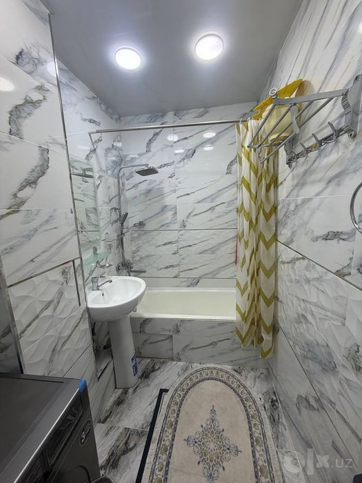 Продаётся 3-комнатная квартира с евроремонтом, Ц-26, Гульабад, с техни