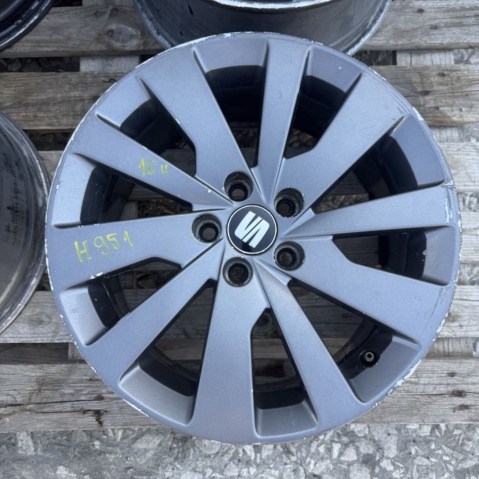 Алуминиеви джанти Seat 7J R16 ET 46 5x100 57.1 mm 6JA601025C ном 951