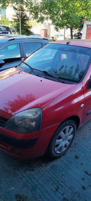 Renault Clio symbol