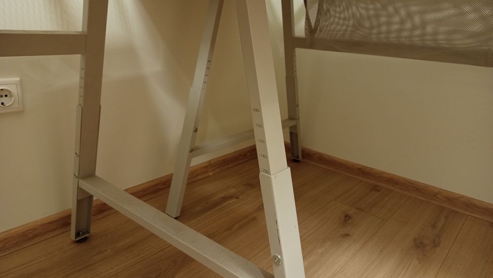 Бюро геймърско или IT работно от ИКЕА