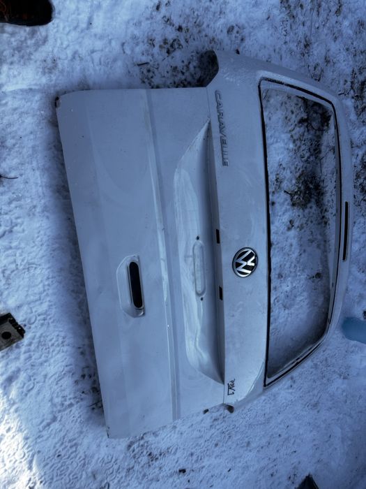 Hayon vw caravelle.
