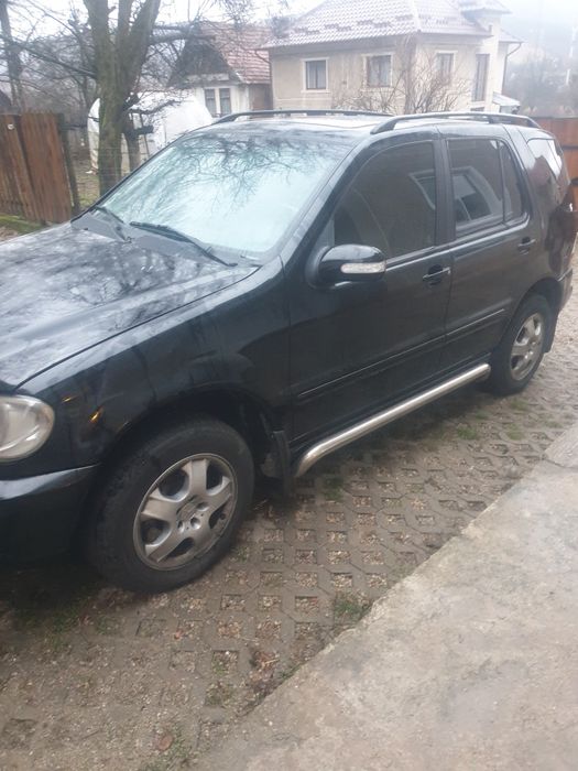 Vând Mercedes Ml 2.7 automat sau schimb cu scule construcții sau teren