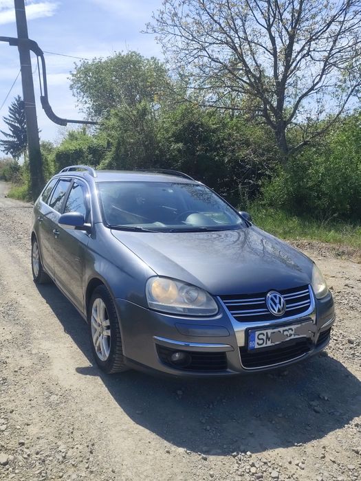 Vând WV Golf 5 variant.