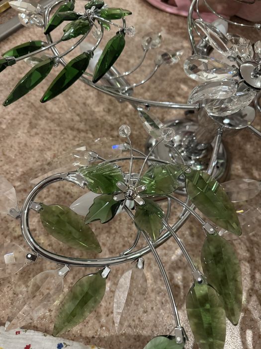 Продается люстра