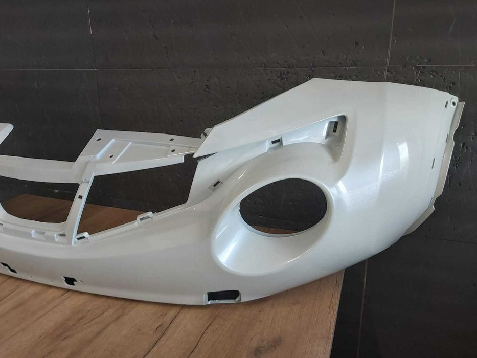 Bara Fata Nissan Juke An 2010-2015 (QX1 - WHITE 3P (Alb))