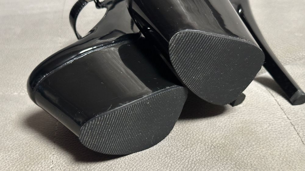 Стрипы PLEASER, р-р 37, черные, оригинал