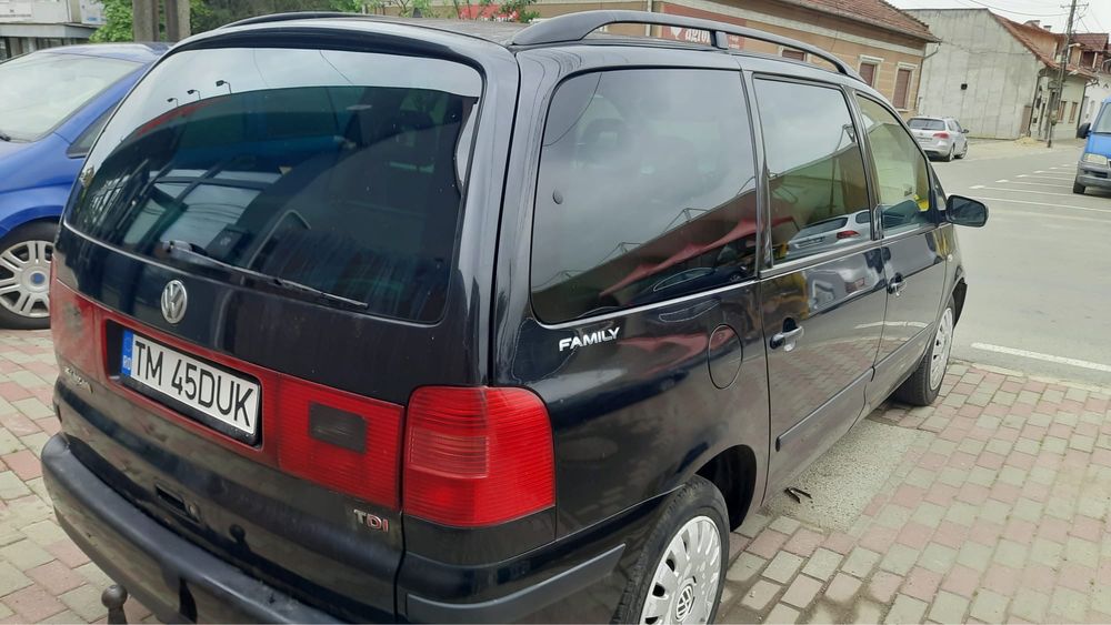 VW SHARAN  7 locuri