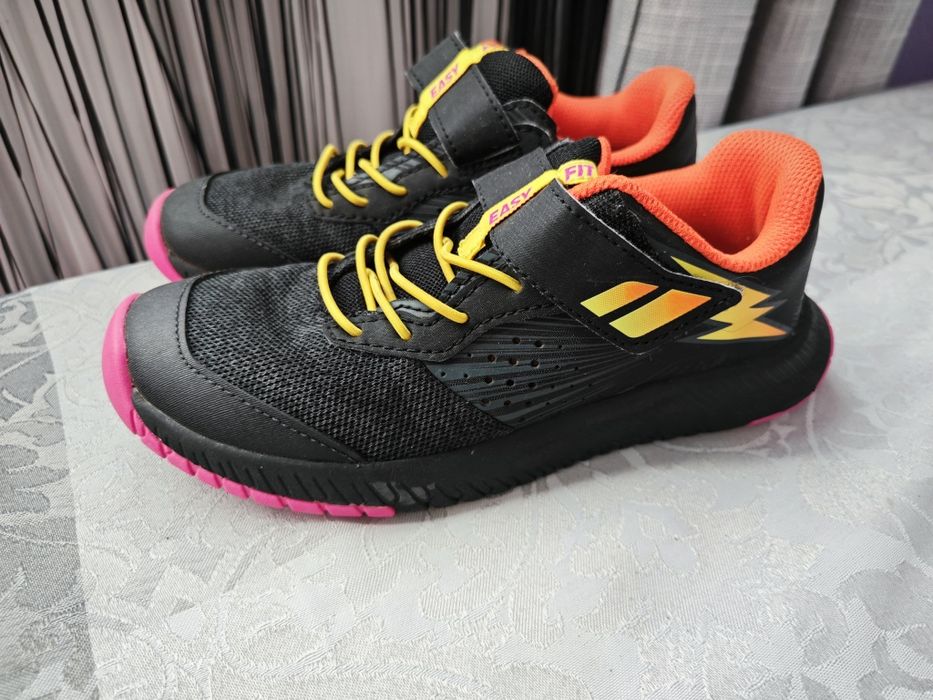 Маратонки за тенис