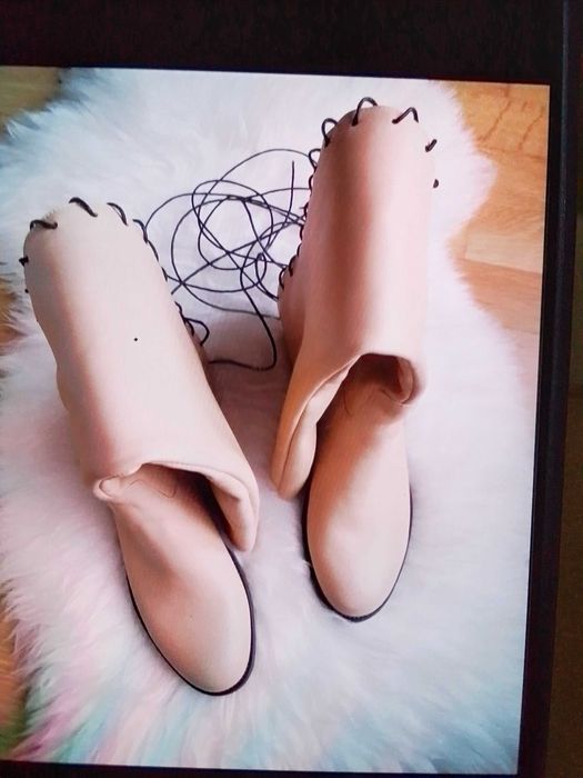 Vand cizme lungi lucrate manual, noi