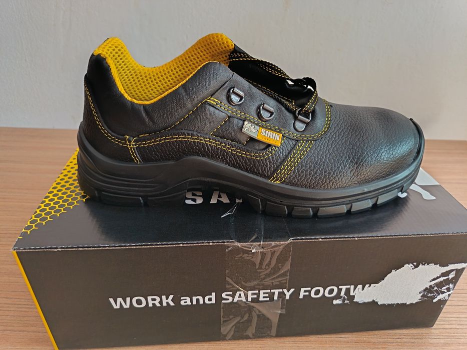 Pantofi de lucru