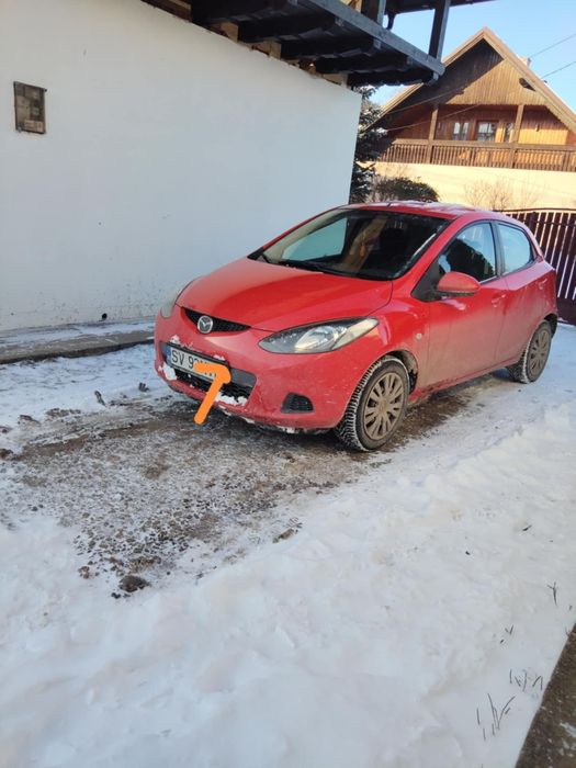 Vînd Mazda 2 urgent