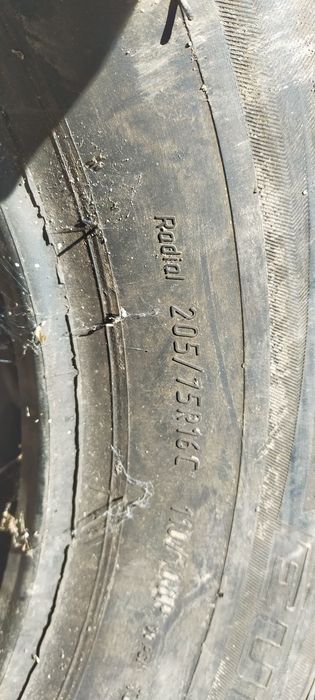 Шина 205/75/16С одна
