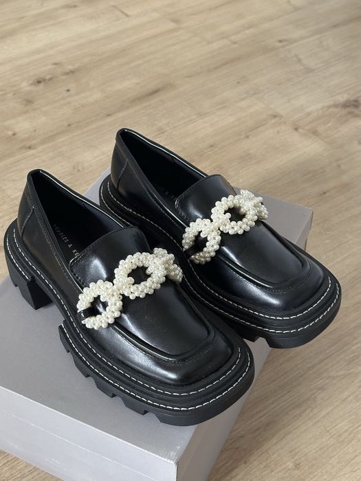 Лоферы Charles & Keith