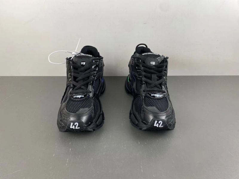 Balenciaga Runner Led