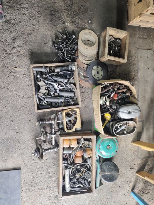 Продаются Запчясти на Урал