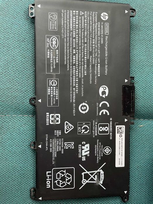 Оригинална батерия HT03XL за HP 250 G7, 240 G7, 15-da, 15-db, 15-cs, 14-cf