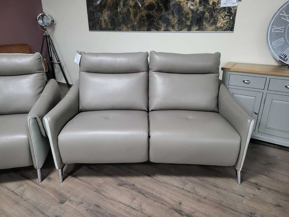 Бежов комплект кожени дивани с фотьойл с ел релакс механизъм