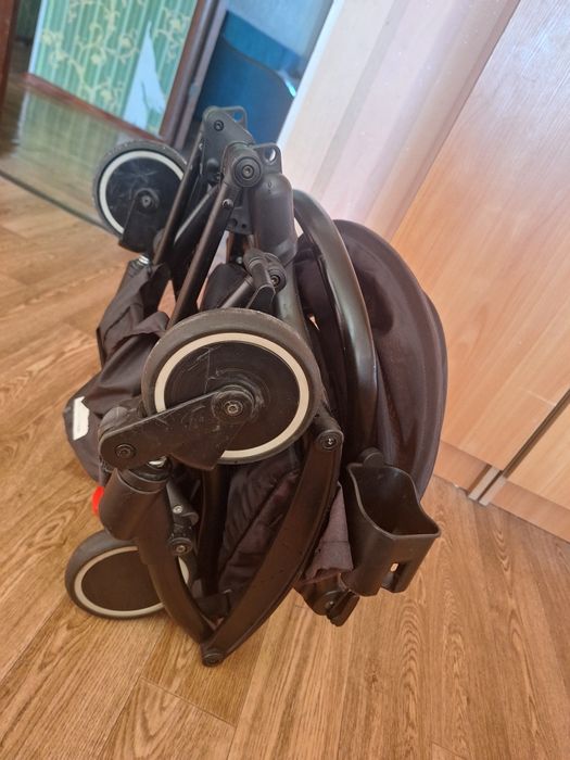 Продам коляску в хорошем состоянии