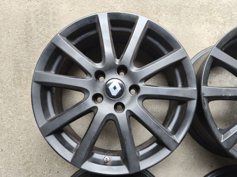 Рено/Renault – 17 цола 5x114,3; 4 бр. лети джанти