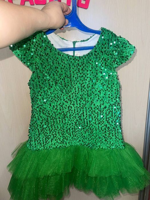 Продам платье на утренник