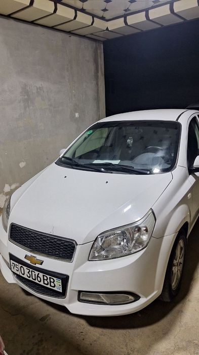 Nexia 3 Avtomat sotiladi