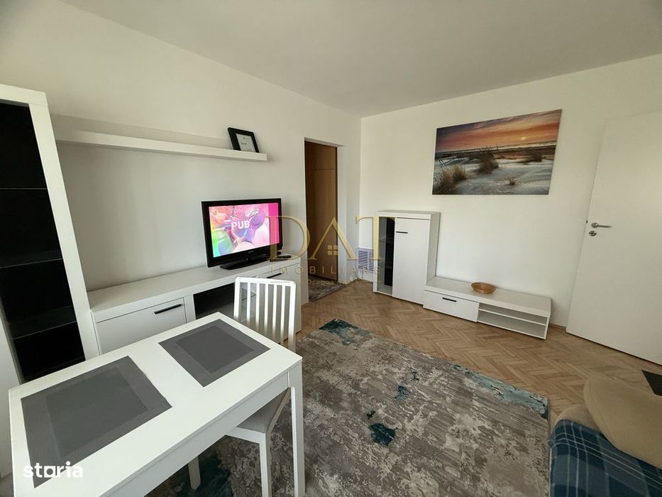 Apartament 3 camere, etaj intermediar, zona BIG — fotografia 1