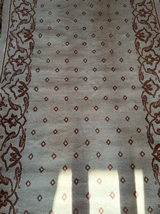 КИЛИМ  190/135 светъл цвят от Сливен