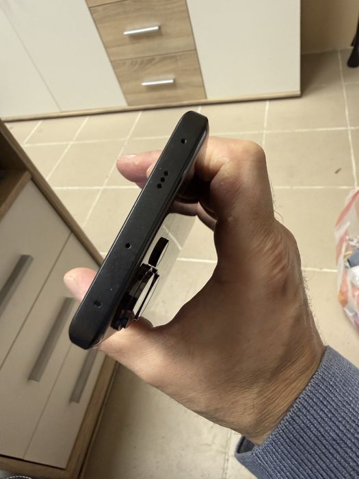 Xiaomi Redmi Note 13 Pro+ Plus 5G 12/512gb - перфектен
