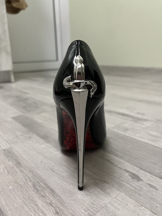 cesare paciotti токчета